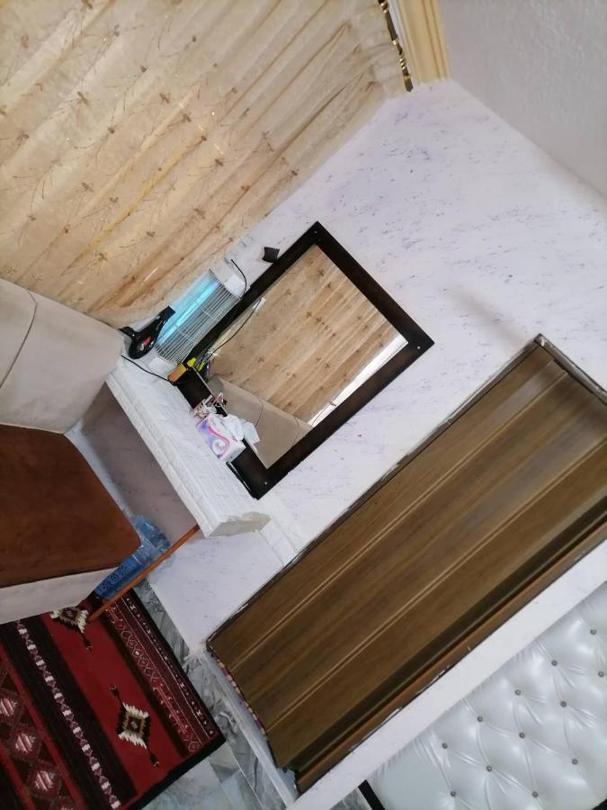 Guest House Hazem Al Azraq ash Shamali Exterior foto
